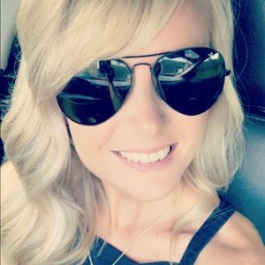 Meet your Posher, Cierra